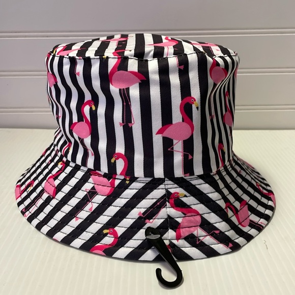 Pink Flamingos 🦩 & Striped Multicolored Reversible Cotton Bucket Hat - Picture 3 of 12